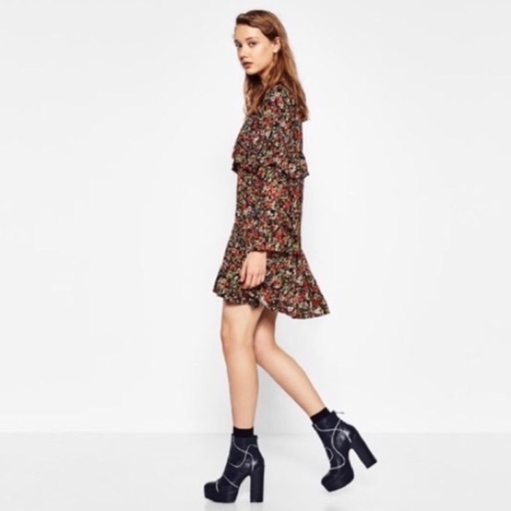 Floral ruffle dress